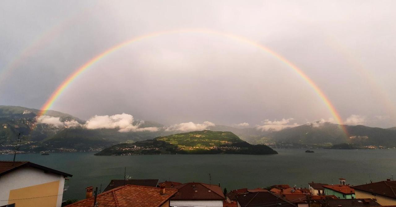 Vila Casa Magotina Tavernola Bergamasca Exteriér fotografie